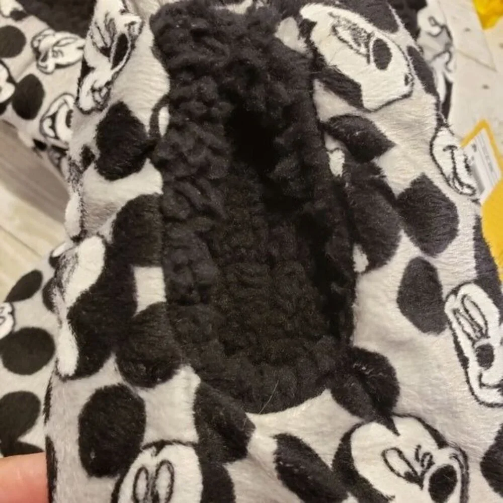 Disney themed mickey